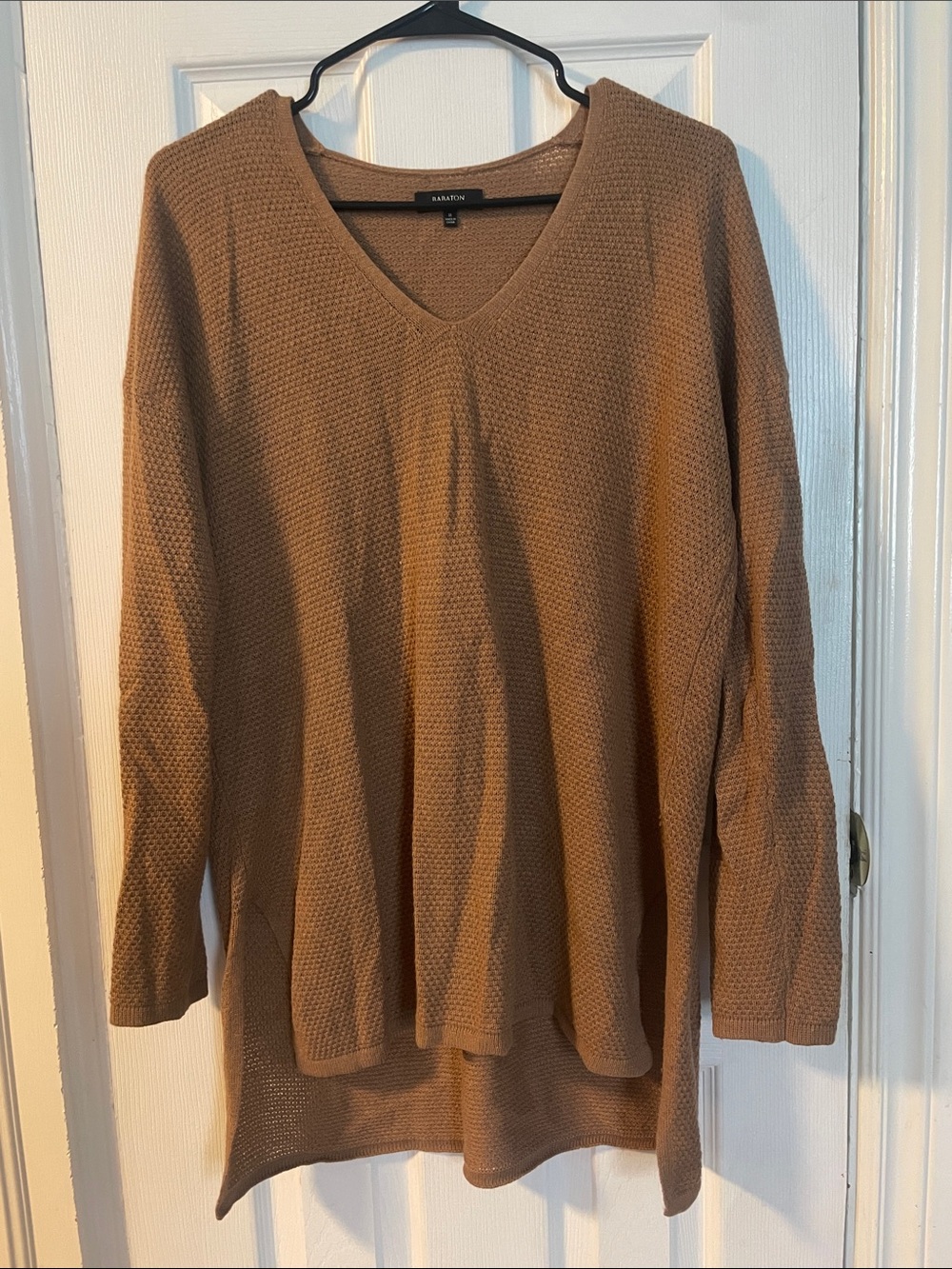 Babaton Aritzia Linen Blend Waffle Knit Tunic Sweater V-Neck Medium